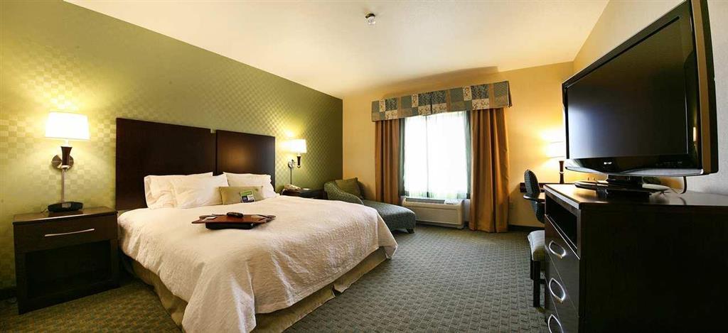 Отель Hampton By Hilton Брентвуд Номер фото