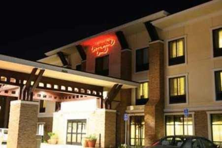 Отель Hampton By Hilton Брентвуд Экстерьер фото